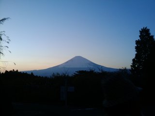 御殿場市温泉会館からの富士山